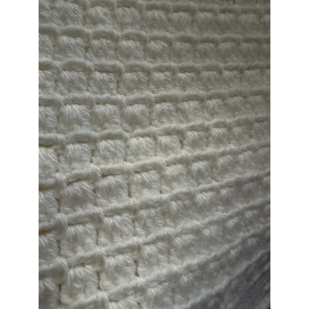 Chunky Handmade Crochet Blanket White Scalloped Baby Afghan 35x35 Lap Blanket